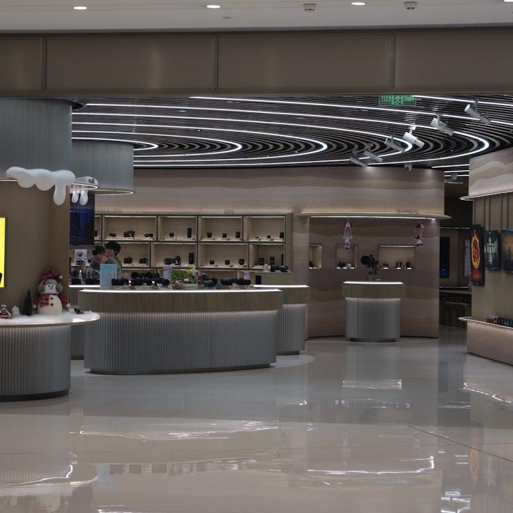 Dining out as an expat family in Canada